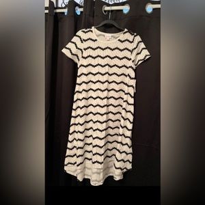 LulaRoe Carly dress. Size‎ small. New with tags.